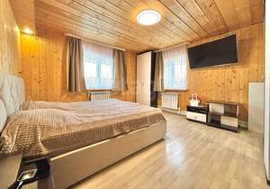 Дом 80м&sup2;, 2-этажный, участок 6 сот.  