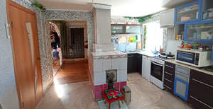 Дом 90м&sup2;, 2-этажный, участок 10 сот.  