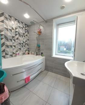 Дом 190м&sup2;, 2-этажный, участок 16 сот.  