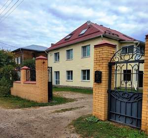 Дом 170м&sup2;, 2-этажный, участок 11 сот.  