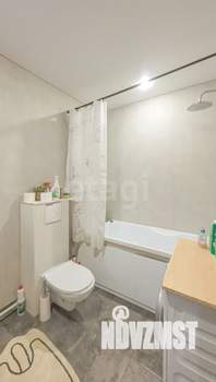 Дом 80м&sup2;, 2-этажный, участок 4 сот.  