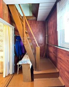 Дом 40м&sup2;, 2-этажный, участок 9 сот.  