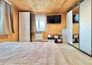 Дом 80м&sup2;, 2-этажный, участок 6 сот.  