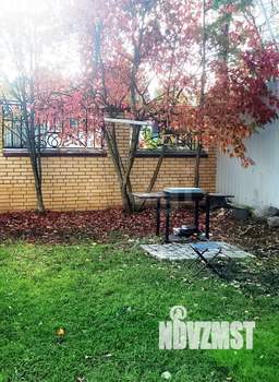 Дом 170м&sup2;, 2-этажный, участок 11 сот.  