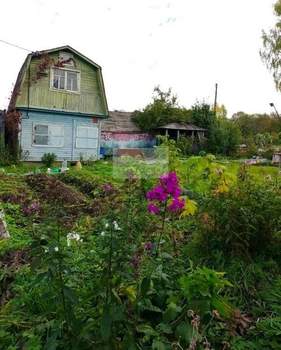 Дом 25м&sup2;, 2-этажный, участок 4 сот.  