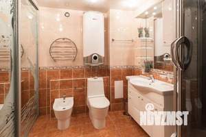 2-к квартира, посуточно, 75м2, 1/1 этаж