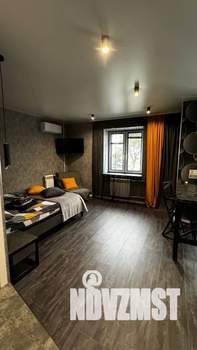 Студия квартира, посуточно, 30м2, 1/9 этаж