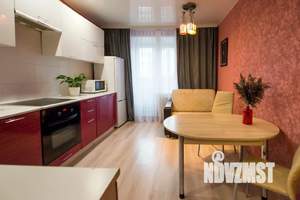 Студия квартира, посуточно, 40м2, 3/9 этаж