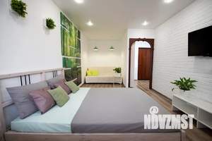 1-к квартира, посуточно, 35м2, 2/5 этаж