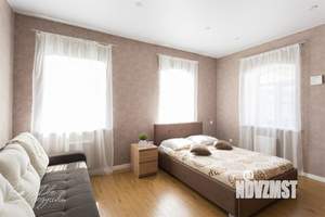 1-к квартира, посуточно, 42м2, 1/3 этаж