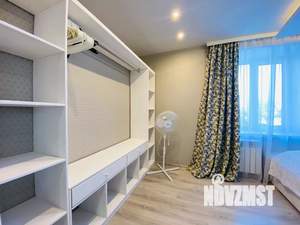 2-к квартира, посуточно, 42м2, 5/5 этаж