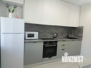 1-к квартира, посуточно, 40м2, 3/10 этаж