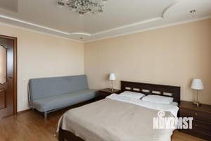 2-к квартира, посуточно, 60м2, 1/1 этаж