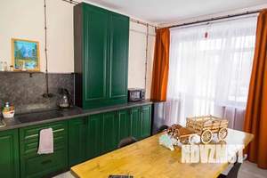 3-к квартира, посуточно, 75м2, 1/3 этаж