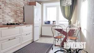 1-к квартира, посуточно, 39м2, 1/4 этаж