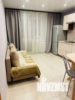 1-к квартира, посуточно, 40м2, 8/10 этаж