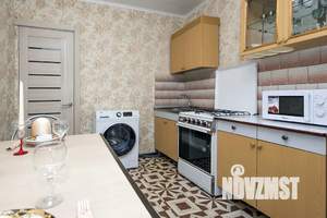 1-к квартира, посуточно, 40м2, 1/5 этаж