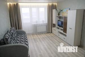 1-к квартира, посуточно, 40м2, 6/10 этаж