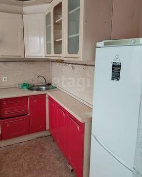 3-к квартира, на длительный срок, 48м2, 1/5 этаж