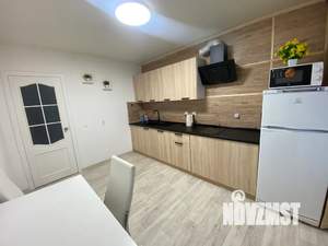 1-к квартира, посуточно, 38м2, 1/10 этаж