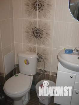 Студия квартира, посуточно, 35м2, 3/10 этаж