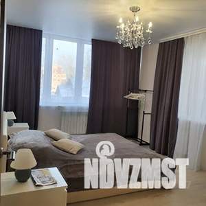 1-к квартира, посуточно, 39м2, 3/9 этаж