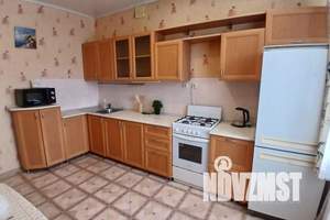 2-к квартира, посуточно, 65м2, 4/4 этаж