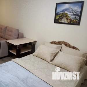 1-к квартира, посуточно, 35м2, 9/16 этаж