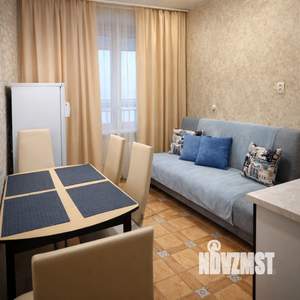 1-к квартира, посуточно, 36м2, 9/16 этаж