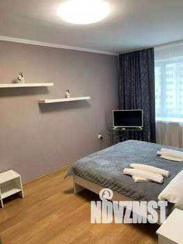 1-к квартира, посуточно, 39м2, 1/1 этаж