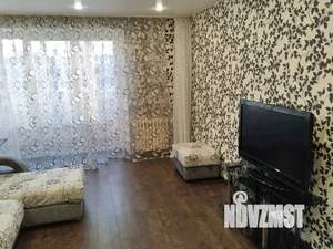 1-к квартира, посуточно, 54м2, 1/1 этаж