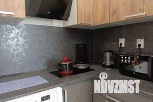 2-к квартира, посуточно, 40м2, 5/16 этаж