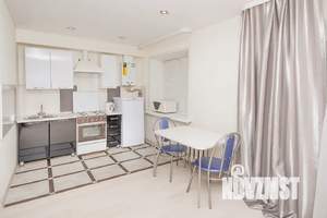 Студия квартира, посуточно, 32м2, 1/5 этаж