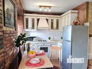 2-к квартира, посуточно, 50м2, 1/1 этаж