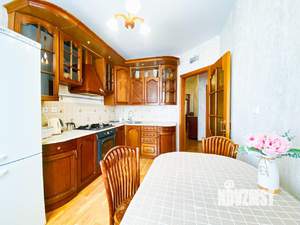 3-к квартира, посуточно, 85м2, 2/5 этаж