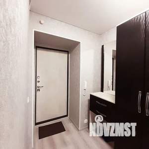 1-к квартира, посуточно, 42м2, 2/16 этаж