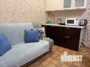 1-к квартира, посуточно, 35м2, 9/16 этаж