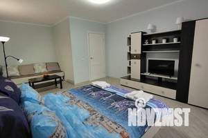 1-к квартира, посуточно, 43м2, 7/10 этаж