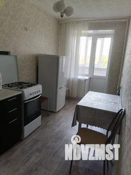1-к квартира, посуточно, 39м2, 3/9 этаж