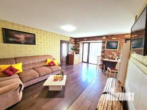 2-к квартира, посуточно, 50м2, 1/1 этаж