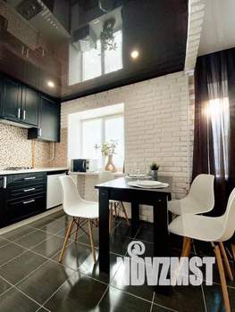 2-к квартира, посуточно, 60м2, 1/1 этаж