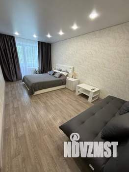 1-к квартира, посуточно, 32м2, 4/5 этаж