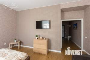 1-к квартира, посуточно, 42м2, 1/3 этаж