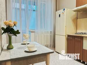 1-к квартира, посуточно, 40м2, 1/5 этаж