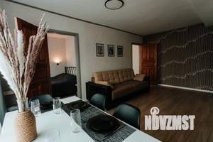 3-к квартира, посуточно, 49м2, 1/1 этаж