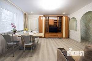 3-к квартира, посуточно, 63м2, 1/1 этаж