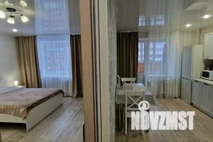 1-к квартира, посуточно, 39м2, 8/12 этаж