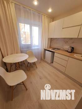 1-к квартира, посуточно, 35м2, 3/5 этаж