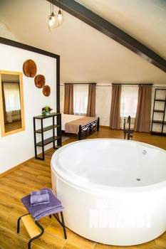 1-к квартира, посуточно, 80м2, 1/1 этаж