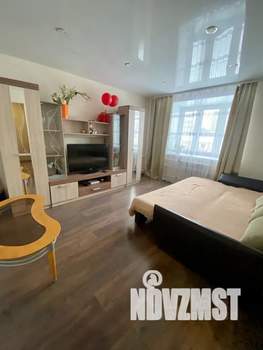 1-к квартира, посуточно, 36м2, 1/9 этаж